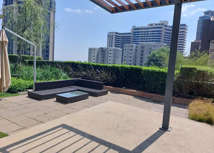Sandton Suites Westpoint